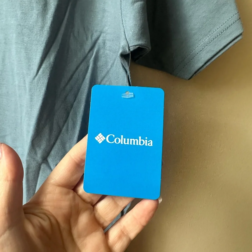Columbia Blue T-Shirt NWT - Picture 7 of 7